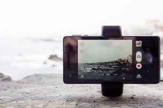 Felix-Esser-Digital-Trends-Shoulderpod-Review-Product-Image-1