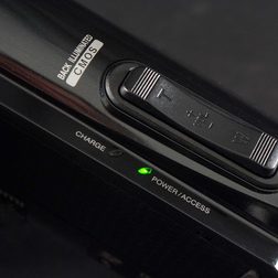 JVC GZ-R10