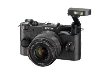 Pentax Q-S1 is incredibly small like a pocket cam, yet swaps