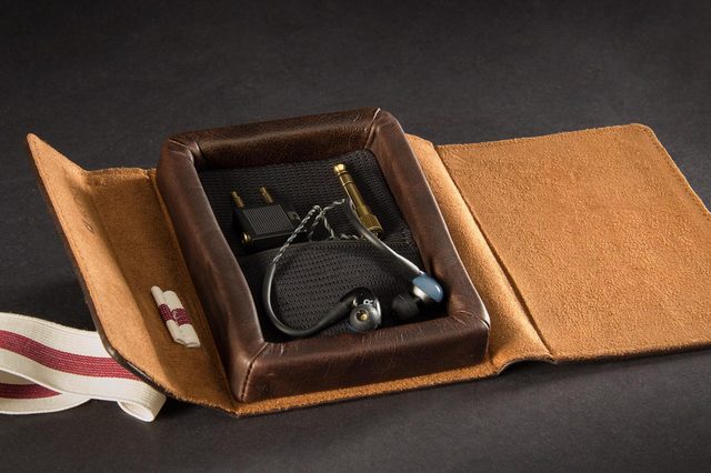 Audiofly AF-180 earbuds review in case