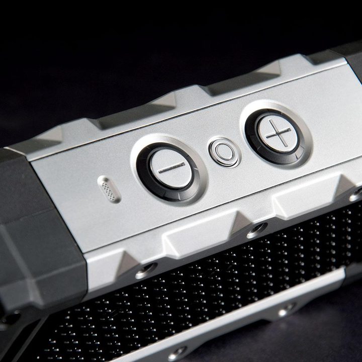 Fugoo Tough top buttons shell