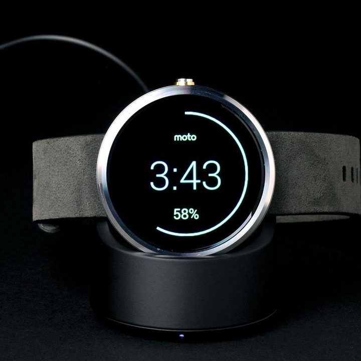 Moto 360 Watch front