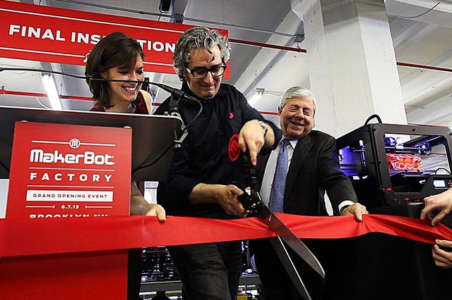 PTL Bre Pettis of Makerbot Cuts Ribbon to New Factory