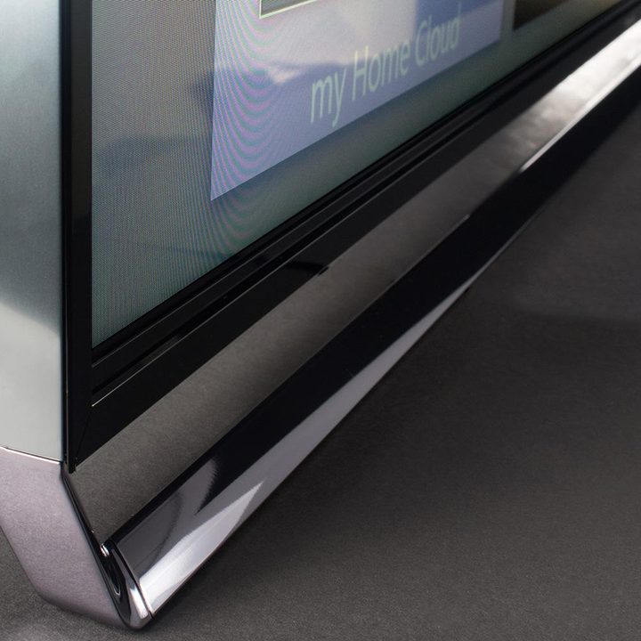 Panasonic TC-65AX800U