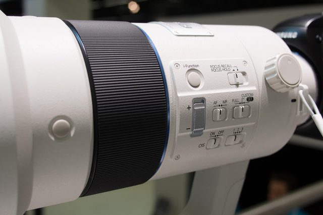The 300mm f/2.8 NX lens sports a focus limiter that is set in-camera.