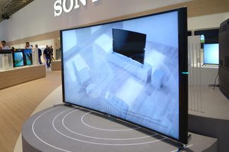 Sony's flat X900B 2