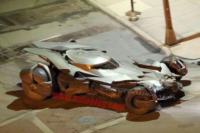 batmobile bvs 01