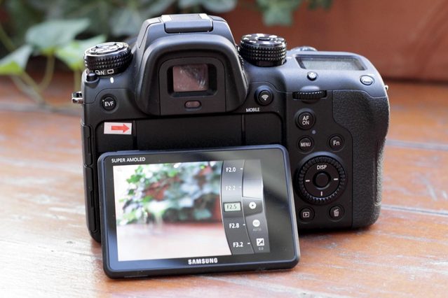samsung-nx1-11