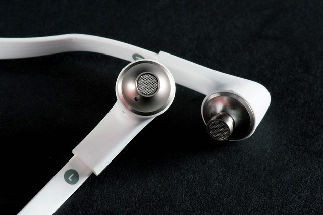 Ajays Five earbuds drivers