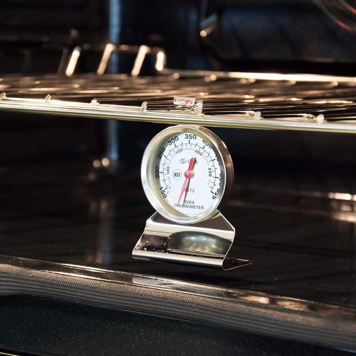 Bosch HBLP651LUC oven review thermometer