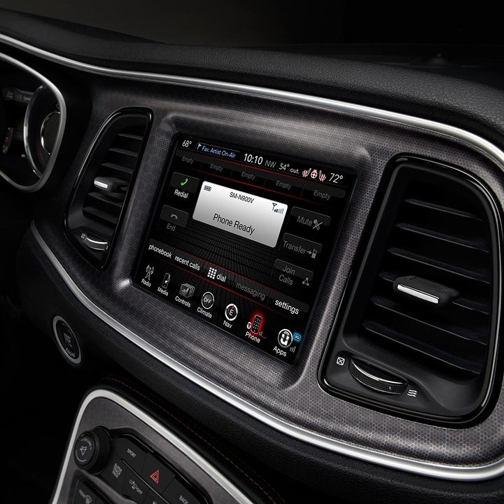 Chrysler Uconnect
