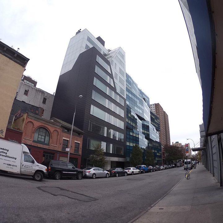 HTC Re