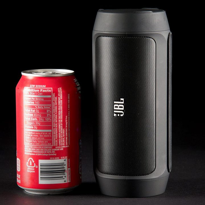 JBL Charge 2 Coke can