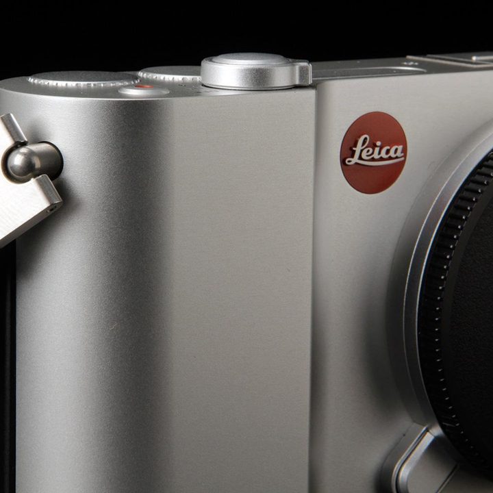 Leica T