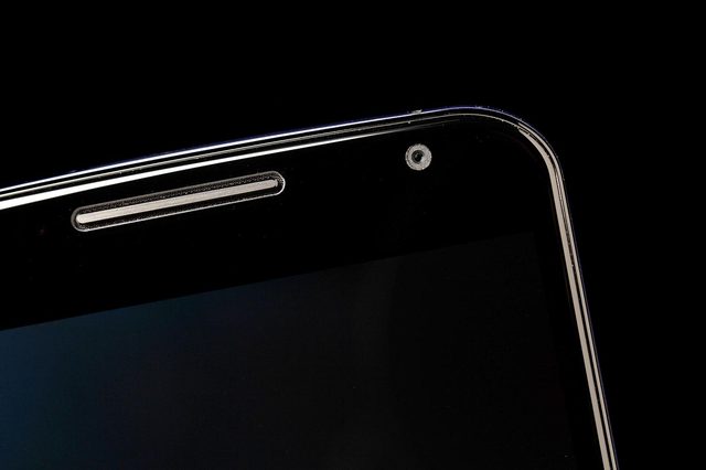 NEXUS 6 top corner front