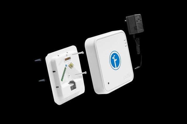 Rachio IRO apart