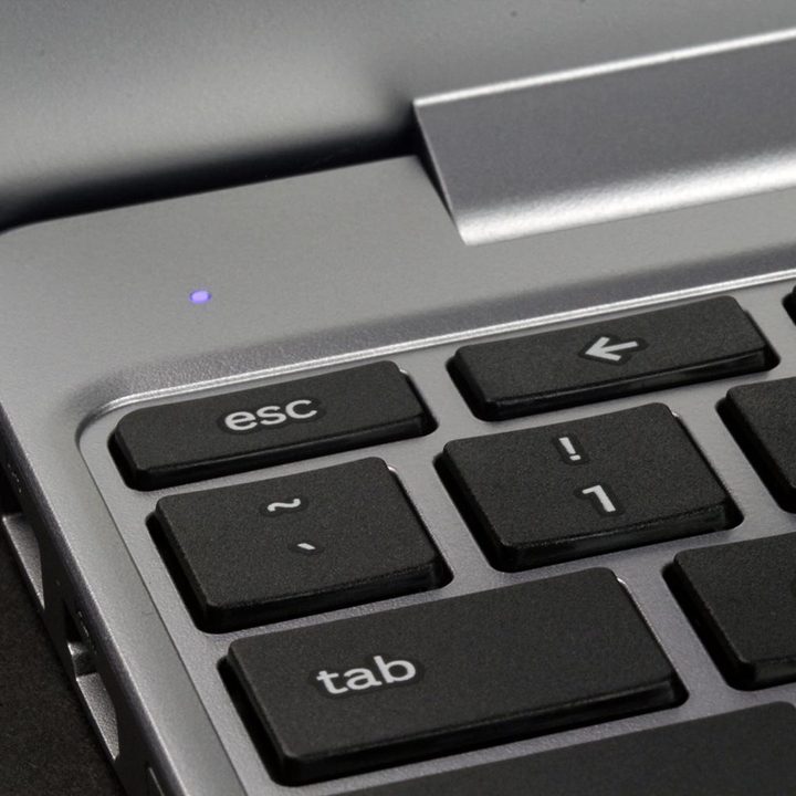 Samsung Chromebook 2 XE500C12-K01US review power LED