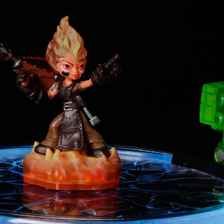 Skylanders Trap Team figure