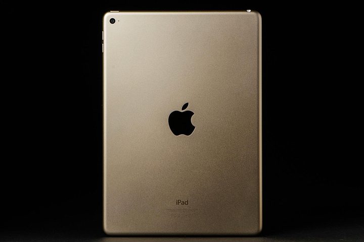 Apple iPad Air 2 rear 2