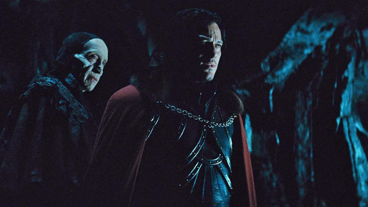 dracula untold review 11