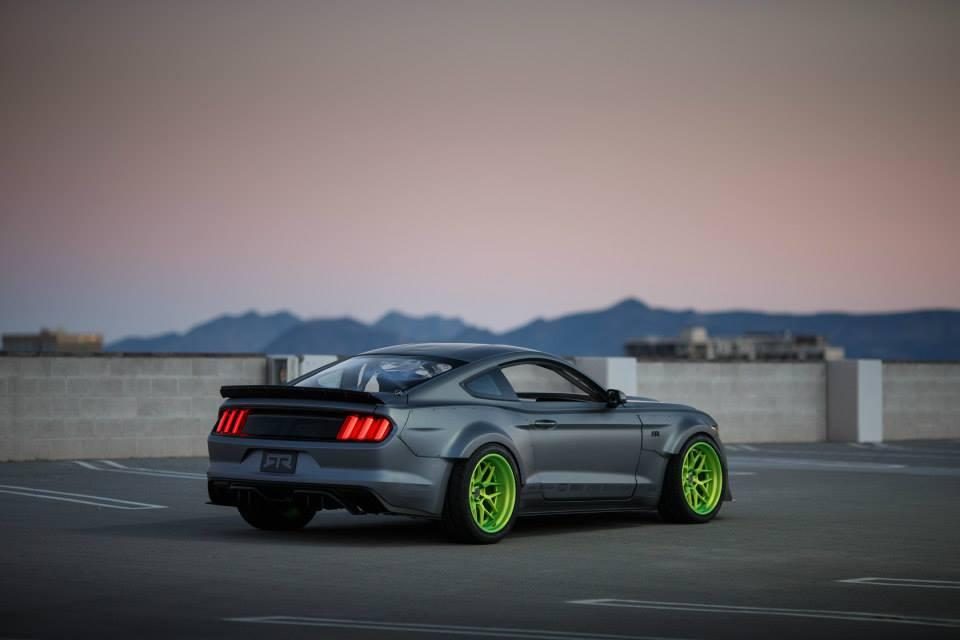 Ford Mustang RTR
