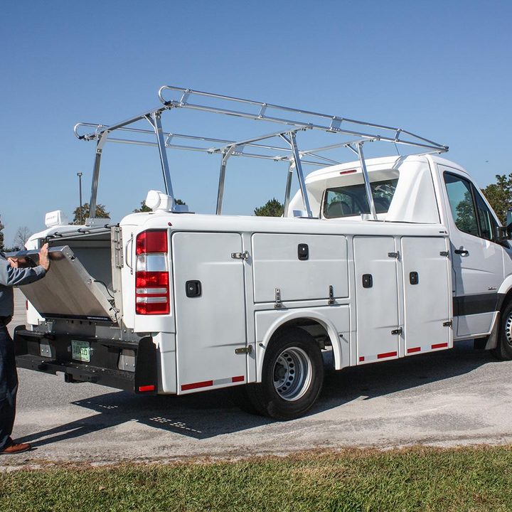 2015 Mercedes-Benz Sprinter white angle 2
