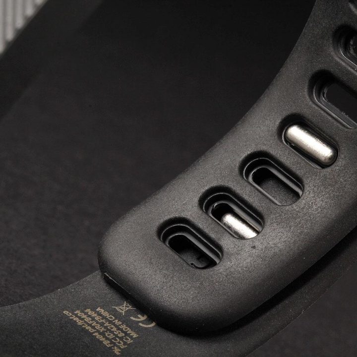 FitBit Charge clip