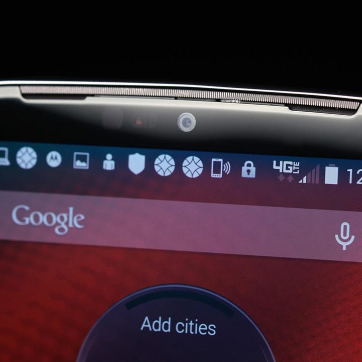 Motorola DROID Turbo screen top
