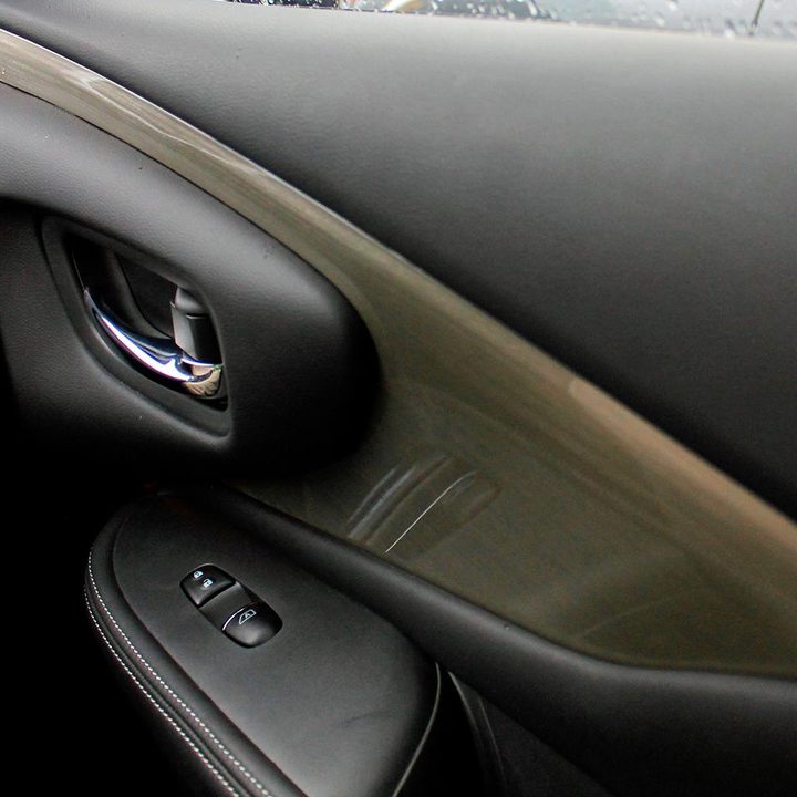 2015 Nissan Murano review interior door