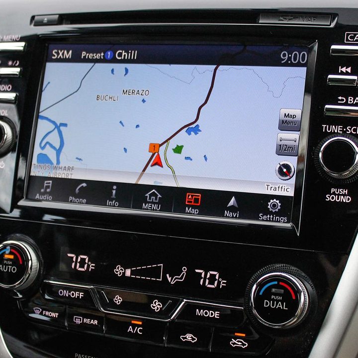 2015 Nissan Murano review navigation