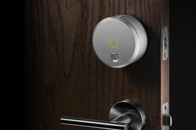 August Smart Lock review door