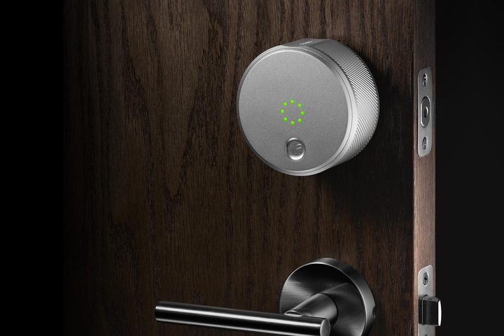 August Smart Lock review door