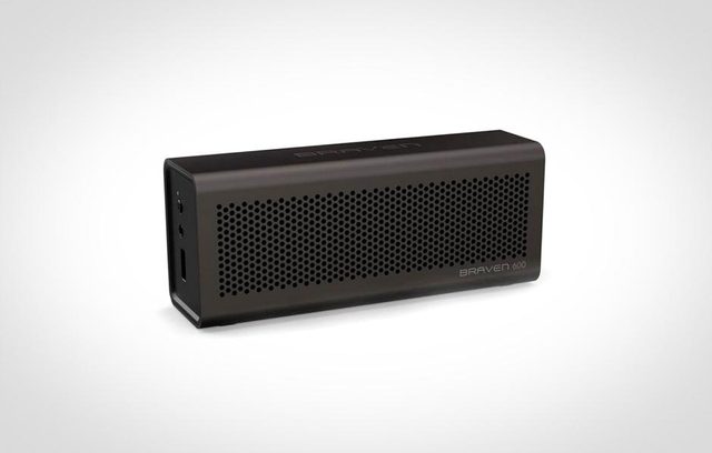 Docks-Brave600