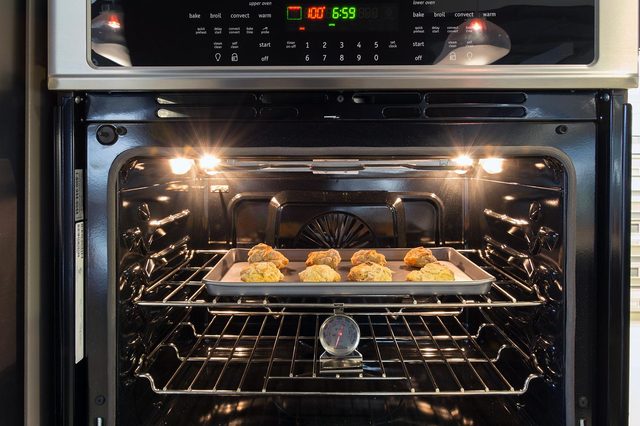 Frigidaire double oven FGET-3065PF interior