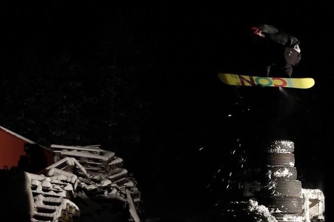 lume cube smart flash shines bright light onto action cams smartphones 7