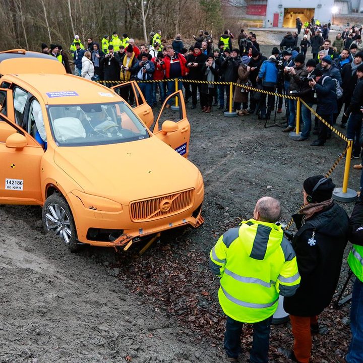 Volvo XC90 safety tech 28