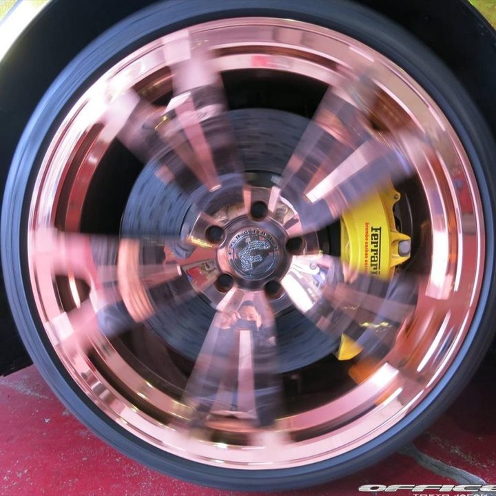 Office-K Ferrari 458 Golden Shark