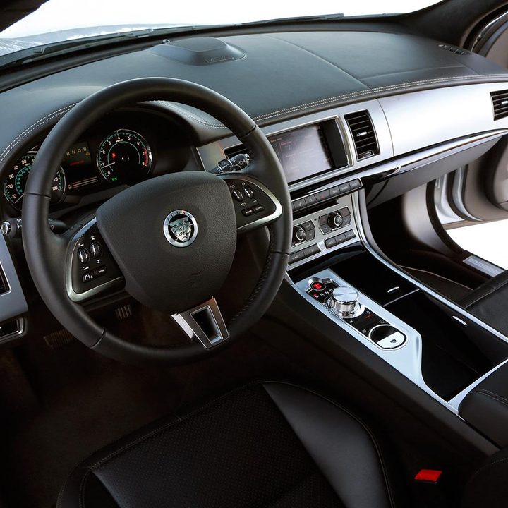 2015 Jaguar XF 3.0 AWD Sport