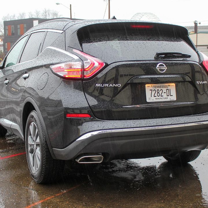 2015 nissan murano sv review rear angle v2
