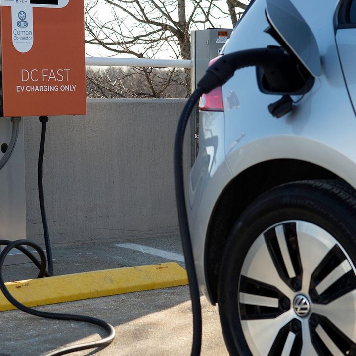 bmw vw and chargepoint create express charging corridors dc fast charge vert 134