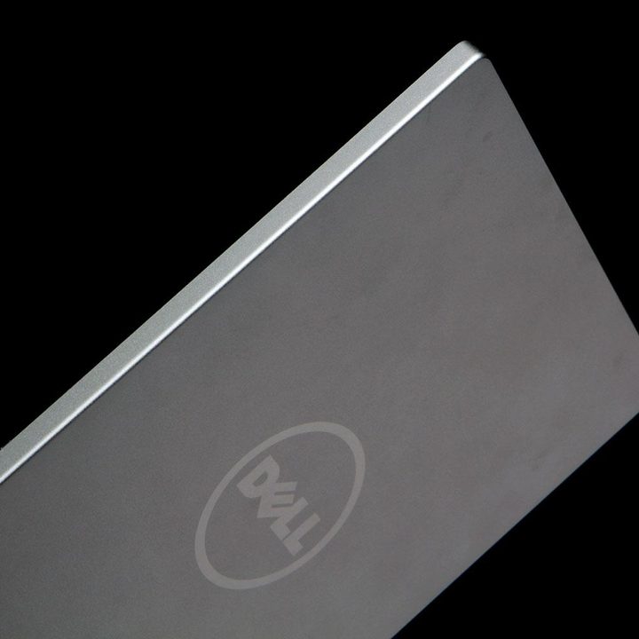 Dell Venue 8 7000 back angle 2