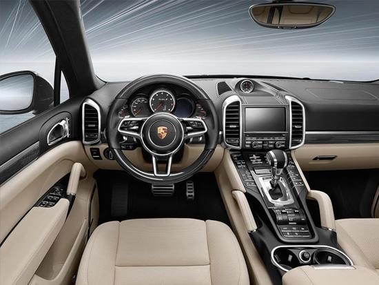new porsche cayenne turbo s laps ring eight minutes detroit auto show 02