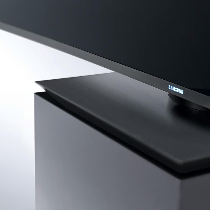 yves behar samsung collaborate on tv design yun je kang suhd 82s9w cubeopen