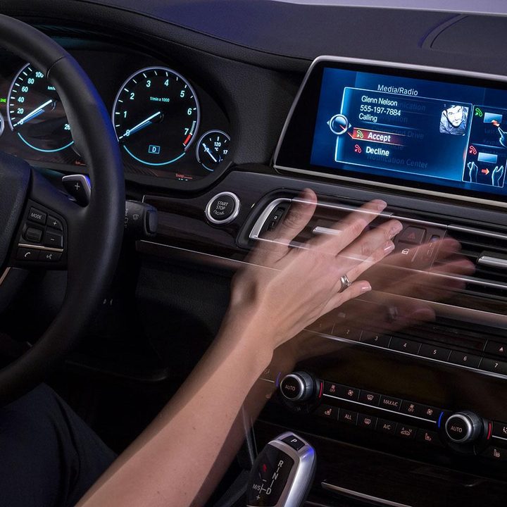 new bmw idrive features touchscreen and gesture recognition the next generation of 17