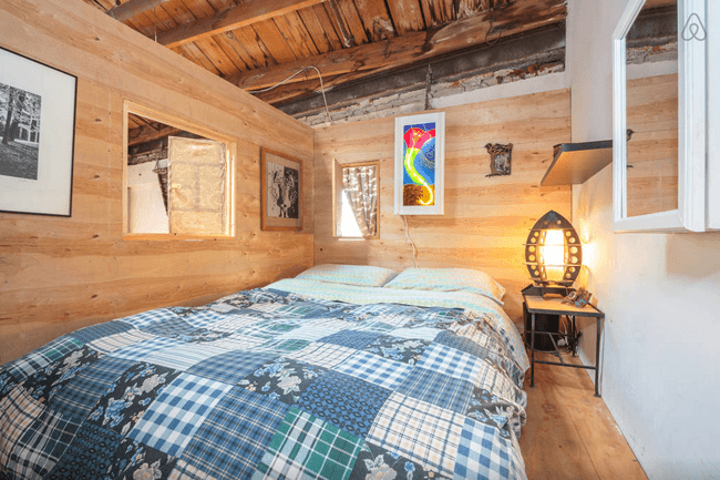 10 absurd vacation rentals jaggers villa bransons village meta gallery 2