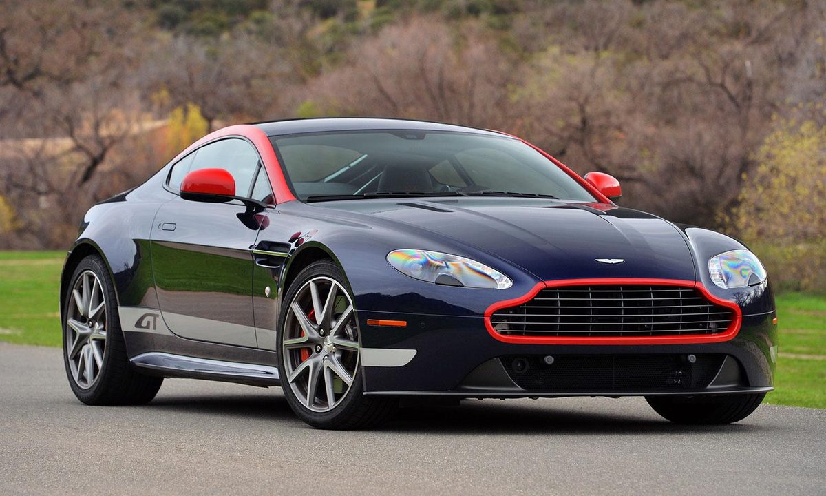 2015 aston martin vantage gt first drive 03 v8 blue
