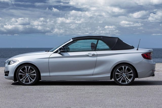 2015 BMW 228i convertible side roof up
