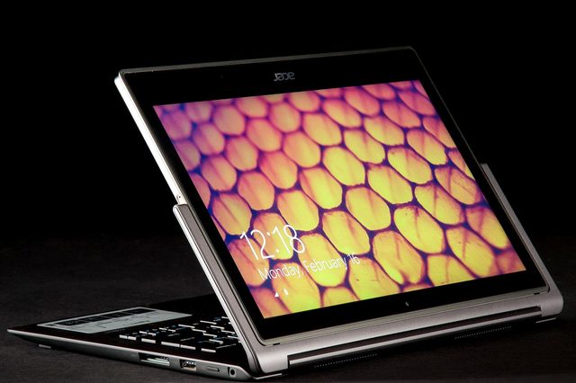 Acer Aspire R13 screen