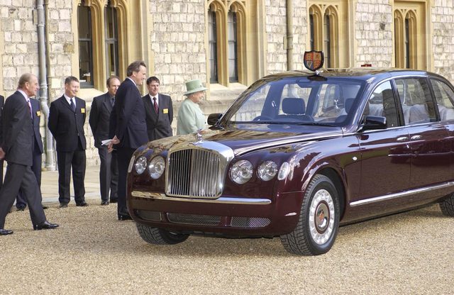 Bentley State Limousine