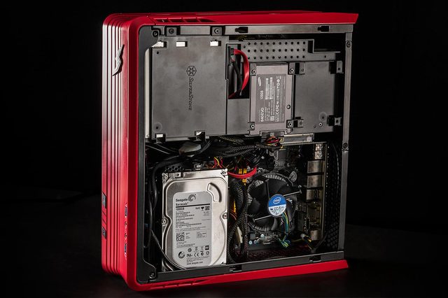 Digital Storm Eclipse review interior components wide